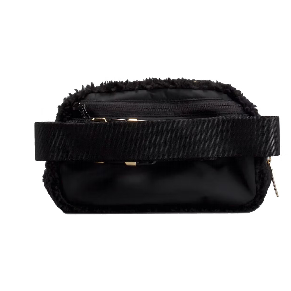 NEW NWT Lululemon Everywhere Belt Bag Fleece Black ONE SIZE - Picture 2 of 3